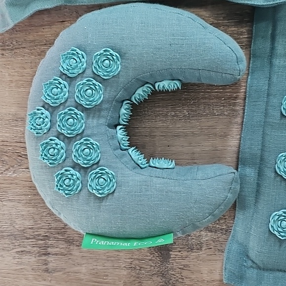 Pranamat ECO Acupressure Set in Teal - Picture 3 of 5